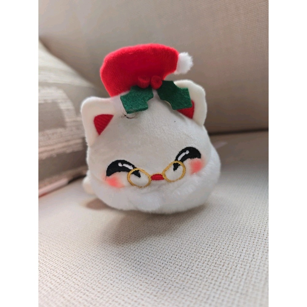 Santa Aphmau MeeMeows 4" Claire's Exclusive Mini Plush Christmas